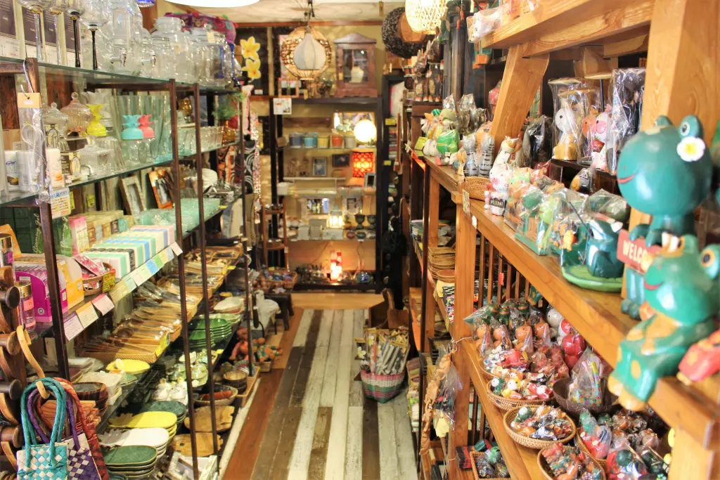 アジア雑貨 20190627_190535-1024x683.jpg.webp